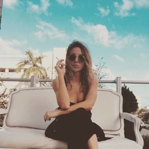 Meet your Posher, Alexandra